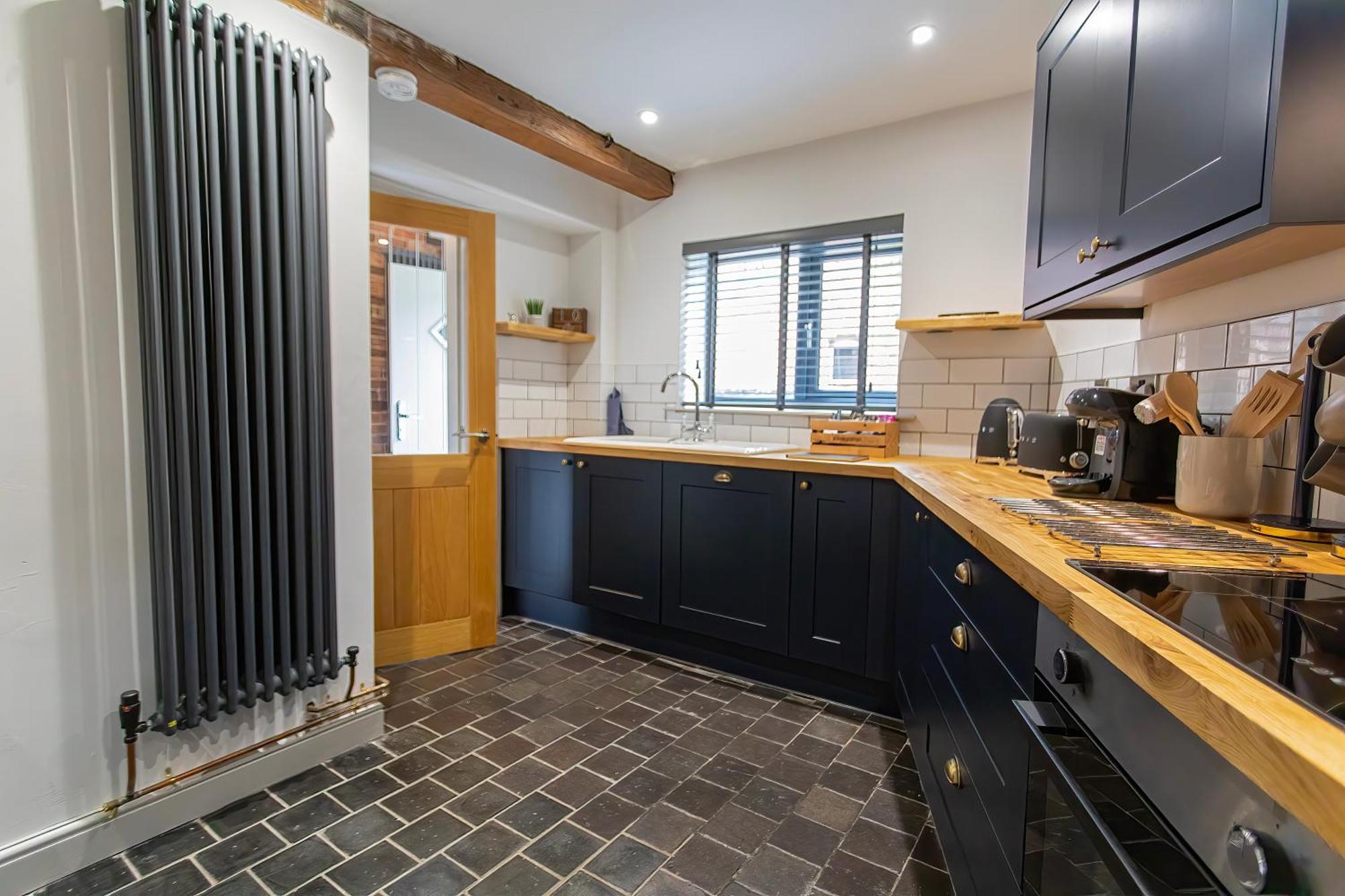Stunning Ashbourne Town Centre Cottage Near Alton Towers Peak District Derbyshire Esterno foto